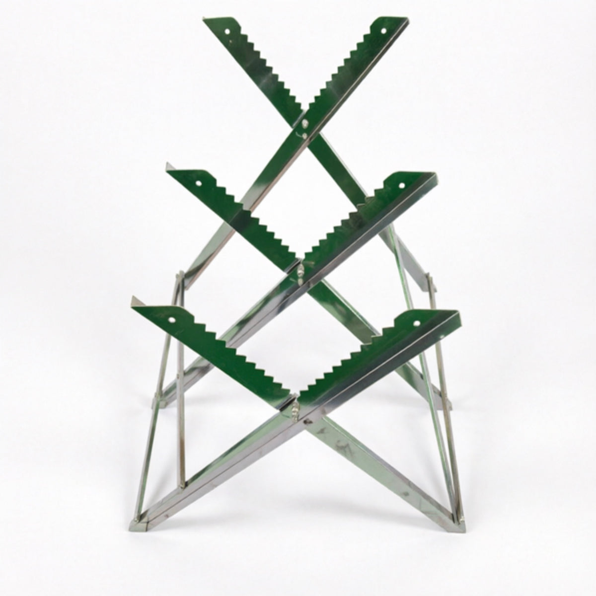 LM044559 LOG HOLDER Capacity:150kgs Net weight:7kgs Open size:79.5×81×80cm Material:Carbon steel Q195 plated zinc Master ctn:102*17*4cm 1PC