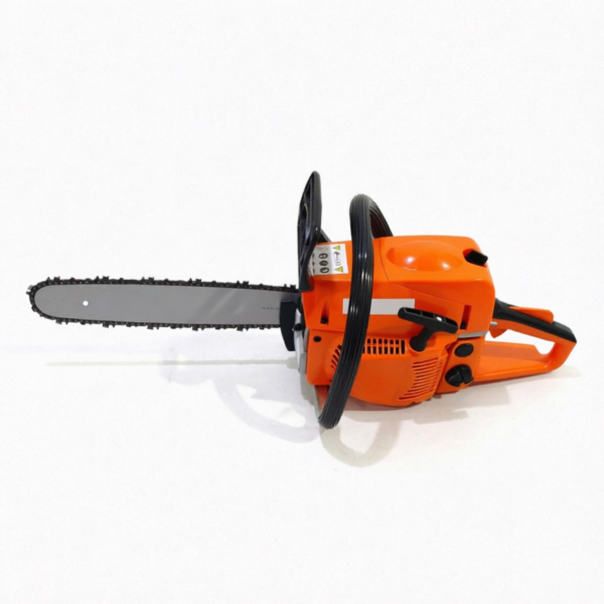 LM045082 49.3CC CHAIN SAW Engine Bore: 49.3cc 43.5mm*31mm Power: 2.2kw 2.8HP Fuel consumption: 560g kwh Rim Sprocket: 7 teeth x 0.325" Bar & chain: 0.325"x 0.058"(72links=18") N.W. G.W:6.8 8.5kgs 20'FCL:462PCS WALBRO CARB OREGON CHAIN CHINA BAR BFK4