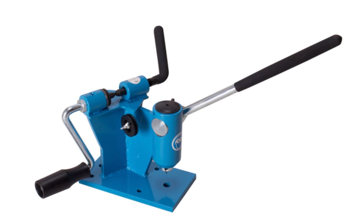LM045356 CHAIN RIVETER &CHAIN BREAKER PACKING:OUR NEUTRAL BOX + VICTOR BRANK STICKER