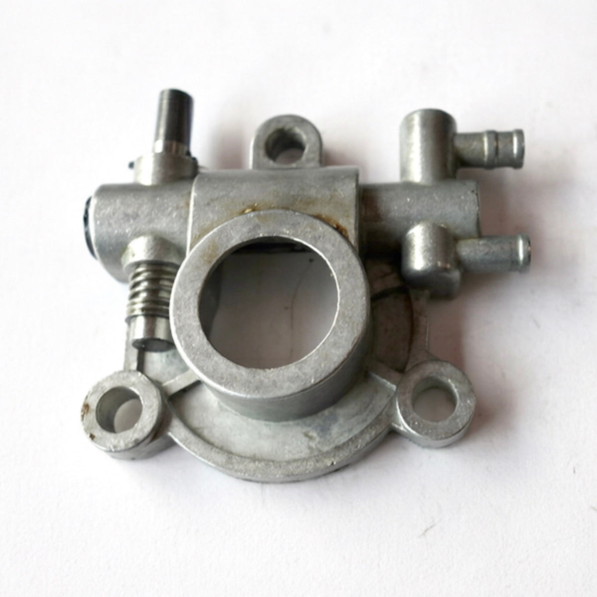 LM045617 OIL PUMP & WORM ( NEW TYPE) OIL PUMP fits ZE. 6200 CHAIN SAW 3356-55120 ZENOAH 6200 CHAIN SAW