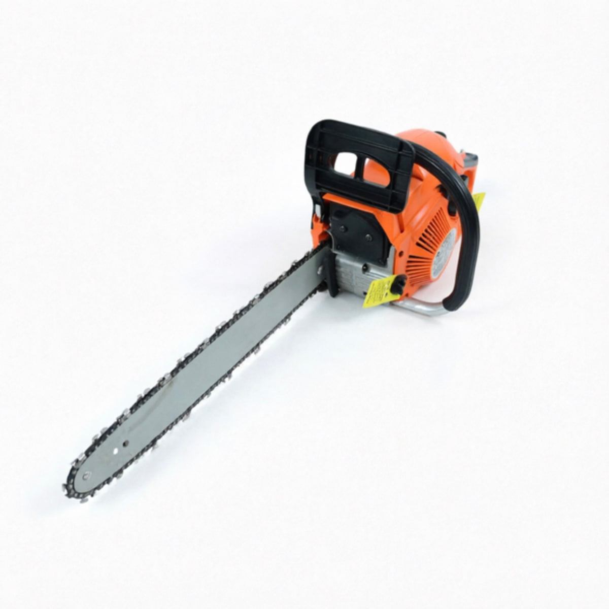 LM045720 55CC CHAIN SAW Engine Bore: 55cc 45.2mm*34mm Power: 2.4kw 3.3HP Fuel consumption: 560g kwh Rim Sprocket: 7 teeth x 0.325" Bar & chain: 0.325"x 0.058"(76links=20") N.W. G.W:7.5 8.5kgs 20'FCL:462PCS CHINA CARB OREGON CHAIN CHINA BAR