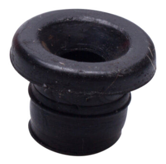LM043988 BREATHER SEAT ZENOAH 2500