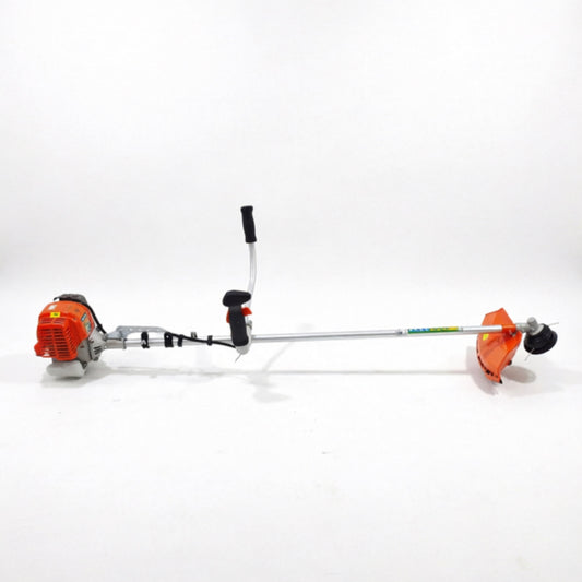 LM044569 33.5CC GASOLINE BRUSH CUTTER & GRASS TRIMMER Engine:33.5cc 4 stroke Power:0.8kw 1.0HP Shaft Ф:28mm N.W. G.W:10 11kgs Packing:184x27x20cm 1PC 20'FCL:330PCS