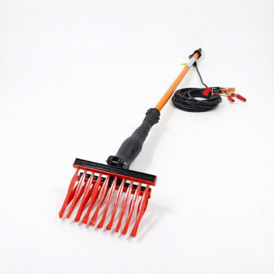 LM044732 OLIVE SHAKER Power DC 12V Rated input 104w Pole telescopic :From 2m to 3m Length of power cable:11 15 Ø6mm2 Rated no-load speed:900 beats min Adviced battery:36AH 12V Carton size:217×28×17cm N.W. For machine 11m cable:2.5 8.0kgs