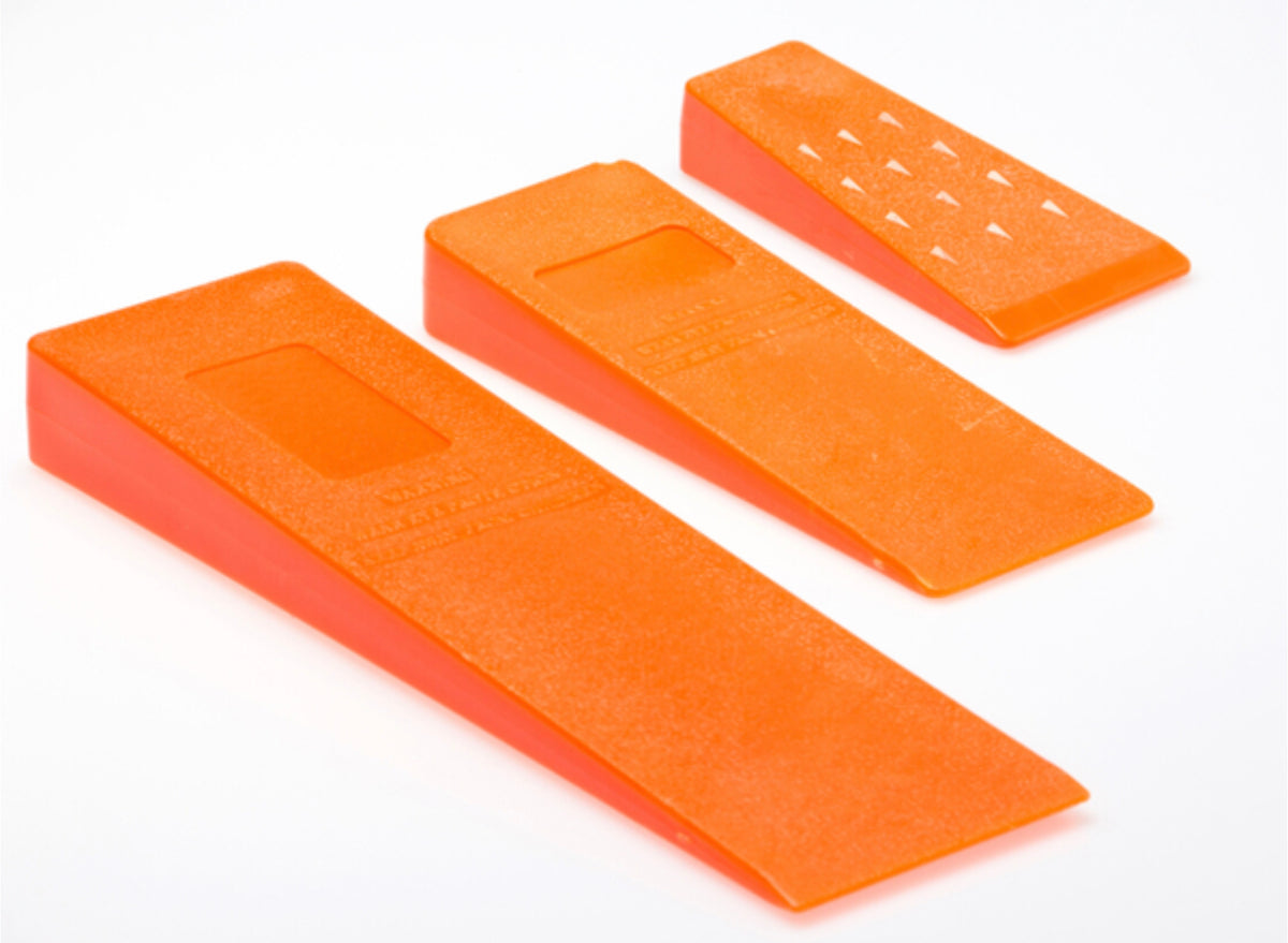 LM044783 5.5"PLASTIC WEDGE