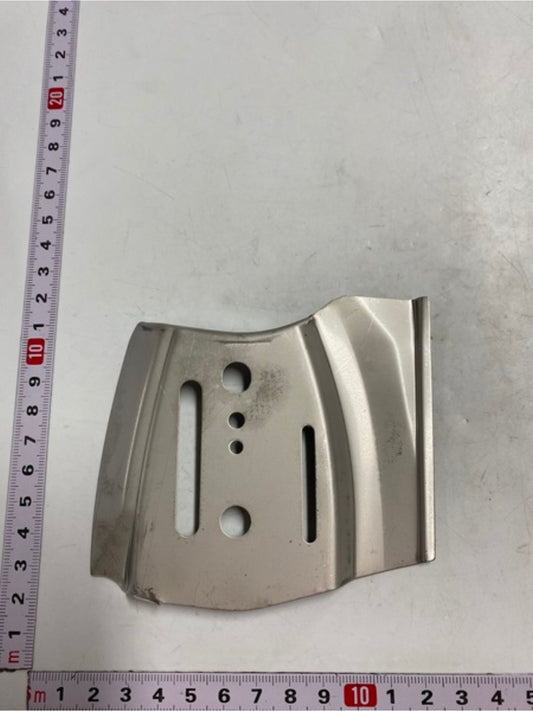 LM045025 BAR ADJUSTOR COVER 537013771 537046601 503780901 HUSQVARNA 362 365 372 372XP 385