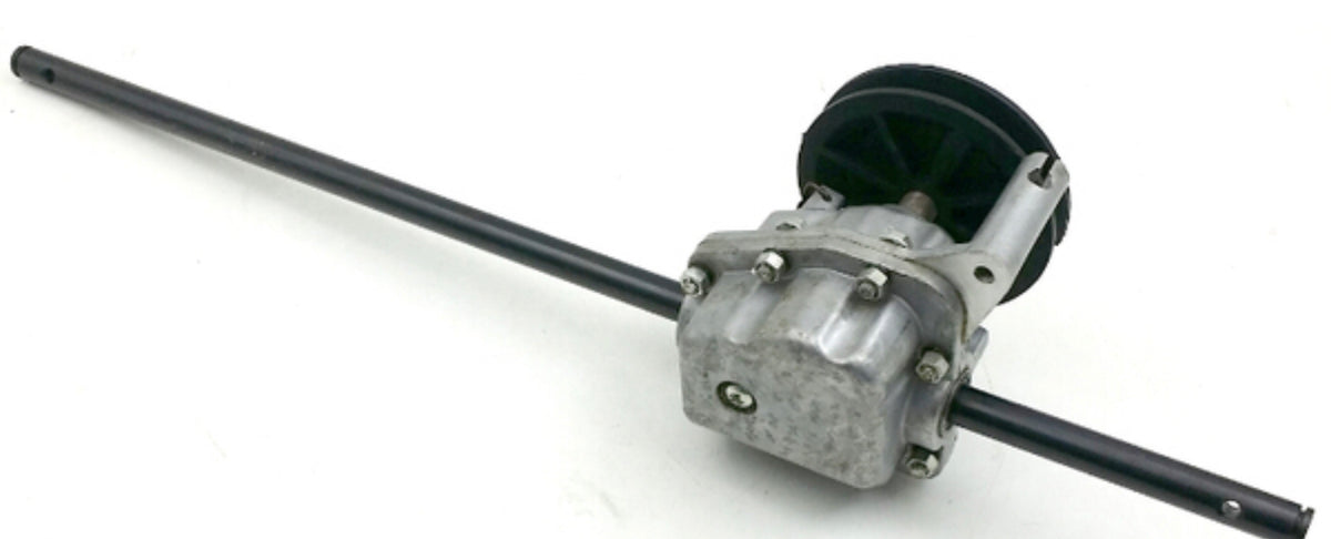 LM045297 GEAR CASE COMP. 20 inch LENGTH:483MM PULLEY MATERIAL PA6 GENERAL LAWN MOWER