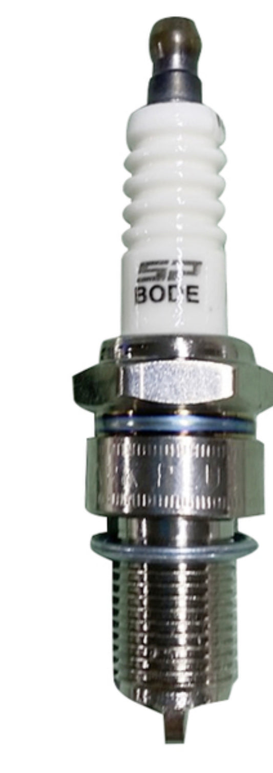 LM045518 SPARK PLUG TORCH F7RTC Remplace : - Champion RN9YC - NGK BPR6ES - Bosch WR7DC POUR MOTEURS HONDA ROBIN AVEC RÉSISTANCE ANTIPARASITE.