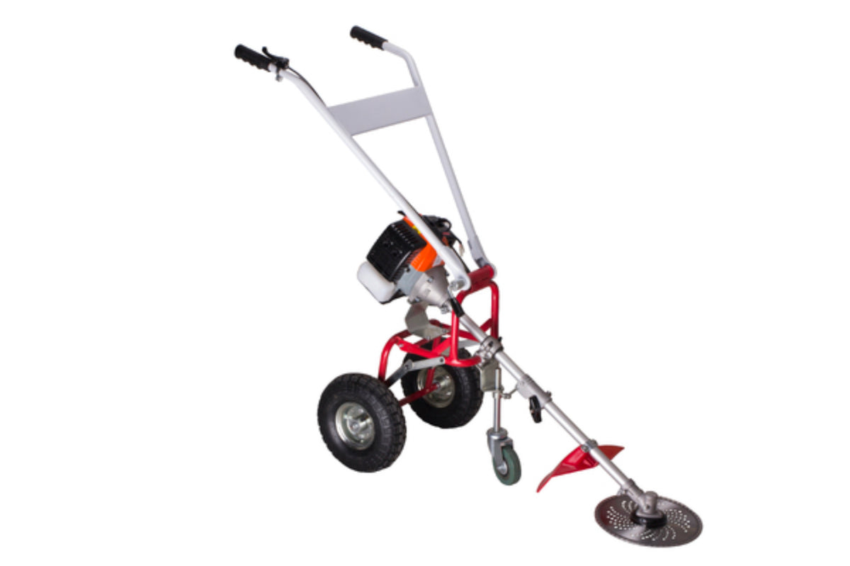 LM045649 42.7CC FOLDABLE BRUSHCUTTER ON WHEEL ENGINE:NK-640 Power:2.0kw 2.7HP Shaft:26mm N.W. G.W.:14.5kgs 15.5kgs Packing:91x38x44.5cm 1PC 20'FCL:200PCS