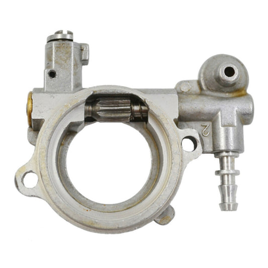 LM045675 OIL PUMP STIHL MS240 260 OIL PUMP 1121 007 1043 STIHL MS240 260