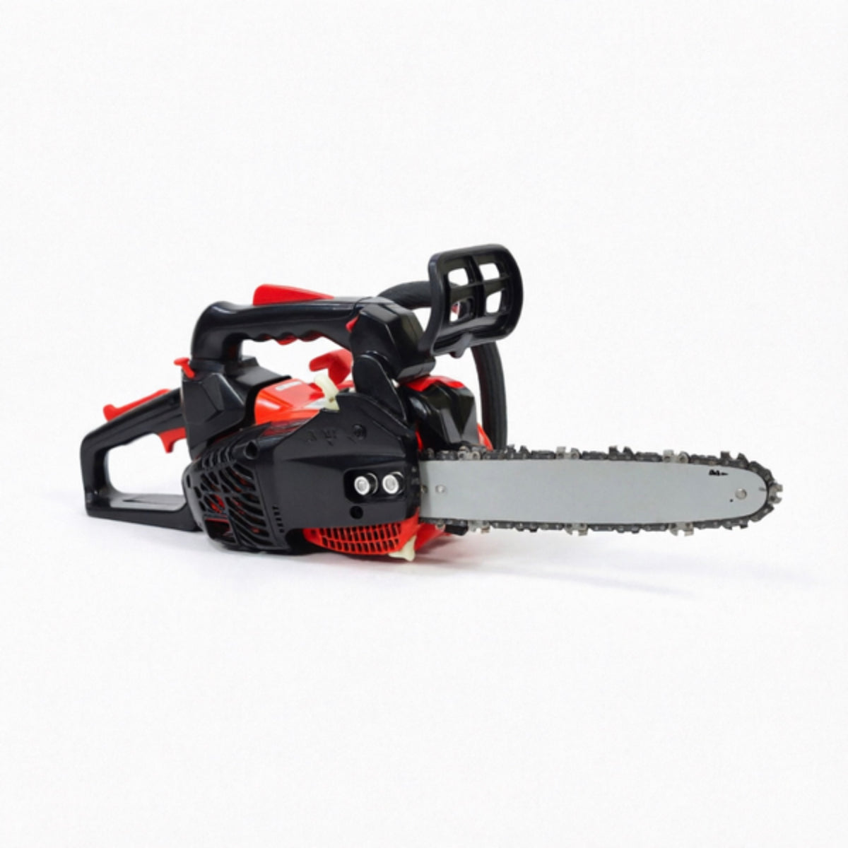 LM045717 25.4CC CHAIN SAW Engine Bore: 25.4cc 34mm*28mm Power: 0.9kw 1.2HP Fuel consumption: 560g kwh Spur Sprocket: Spur 6 teeth Bar & chain: 3 8"x 0.050"(40links=10") N.W. G.W:3.5 5.3kgs 20'FCL:1200PCS WALBRO CARB OREGON CHAIN OREGON BAR